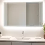 Améliorez votre espace avec le miroir lumineux sirhona France pour salle de bain moderne.